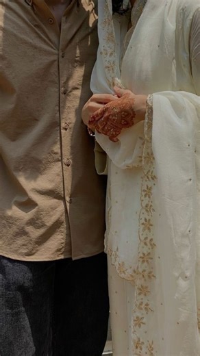 Veilura Studios on Instagram: "Comment "link" for the template . . . . . . . . . . Couple goals, couple,love, Long distance relationship, funny,meme,cute,cat, trending,viral,gift, handmade,canva, graphic design,ugc, virtual gift, illustration,canva tutorial,canva designs, valentine's day,rose day, virtual . . #ValentineSurprise #LoveWebsite #DigitalLove #ValentineWish #relationshipgoals"