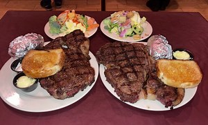Prime Quarter's 40oz "Beefeater" Steak Challenge (Janesville) - FoodChallenges.com