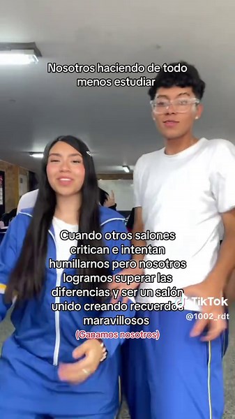 El Salón 1002: Superando Críticas y Creando Recuerdos