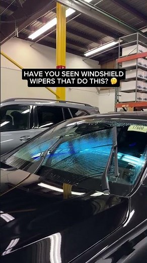 The Magic Vision Control wipers in our S-Class makes for a spectacular windshield moment!