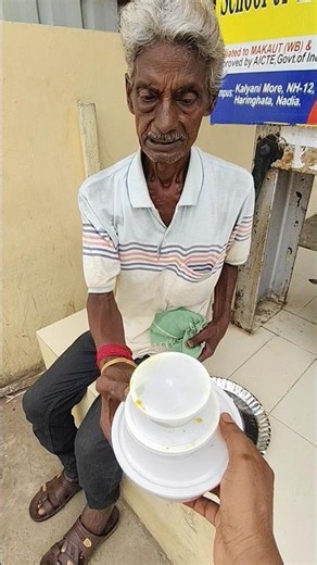 Helping poor family 🙏💯❤️#trending #viral #shorts #humanity #kindness #help