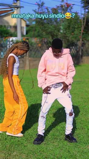 Kantha Dance Challenge with Edwardo 044