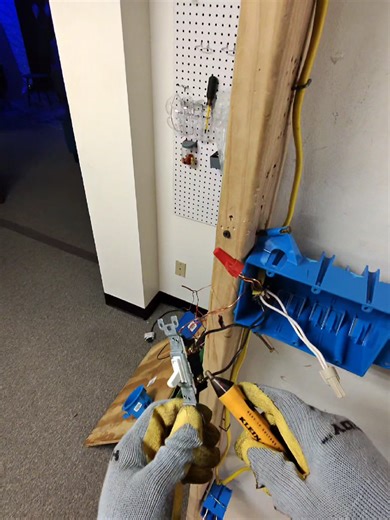 How to Properly Wire a Switch for Lighting