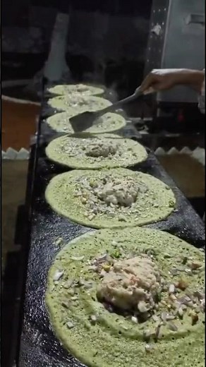 Pesarattu Upma Recipe | Andhra Style Upma Pesarattu Dosa 👌
