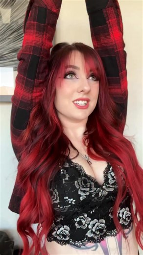 582K views · 6K reactions | sorry first time kinda nervous | Lizzi Blake | Facebook