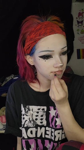 Makeup Tutorial for a Unique Look with Blue and Orange