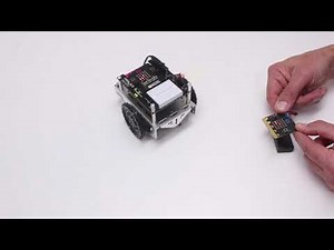 Wireless Tilt Control of cyber:bot using Micro:bit