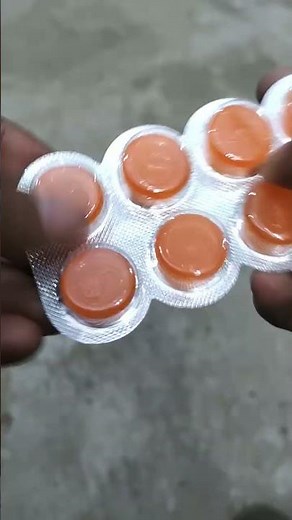 Strepsils(Medicated Lozenges for Sore throat)