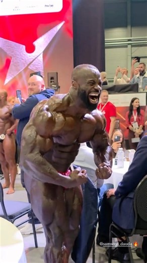 Evls Prague 2025 Backstage 🦁💪🔥 #samsondauda #mrolympia #MrOlympia2025 #openbodybuilding #bodybuilding | Bodybuilding Universe