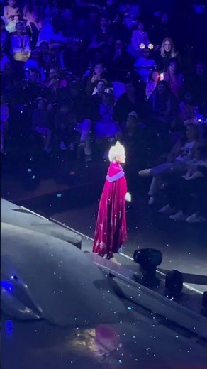 Frozen - Let it go part 1 #disneyonice