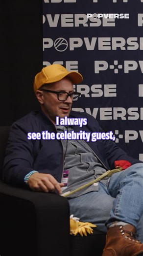 Popverse on Instagram: "How STEVE BURNS inherently KNOWS people are looking for connection?? @steveburnsalive knew what we all wanted as children watching Blue's Clues and he knows what we need as dysfunctional adult human beings today. From The Pop Spot at @newyorkcomiccon Popverse's @galaxy_sailor & Burns chat his perspective on hope and human connection!! 👀 Watch this clip for some good vibes!! #nycc #Newyorkcomiccon #steveburns #bluesclues #popverse #thepopverse #popversays #reedpop"