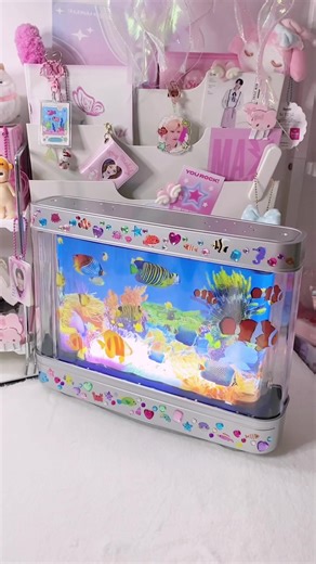 Aquarium Lamp Deco: Mesmerizing Desk Setup Ideas