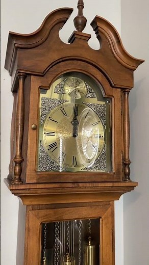 Homemade Grandmother Clock (Urgos? chain-driven movement)