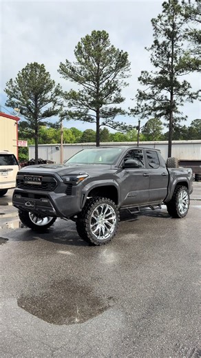 Taco on 24s & 35” @X Comp Tires M/T’s 3.5” @Rough Country Lift Kit #fyp #foryoupage #tacoma #squatttedtrucks🤢 #liftedtrucks