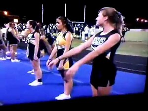 Hilarious Cheerleader Fail