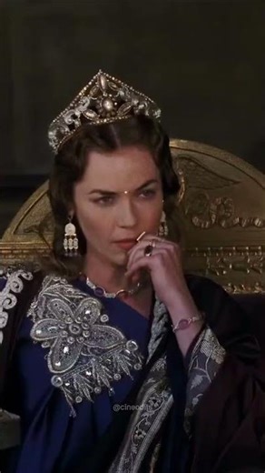 Gladiator ;Maximus savaş meydanında kaskını çıkarıp adını söylüyor. Benim adım Maximus #gladiator