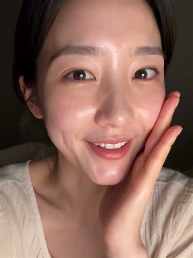 One-Drop Moisturizing & Antioxidant Routine for Dry Skin: Pure Tocopherol Vitamin E Serum