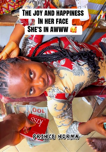 Capturing Genuine Joy: A Heartwarming Dollar Prank