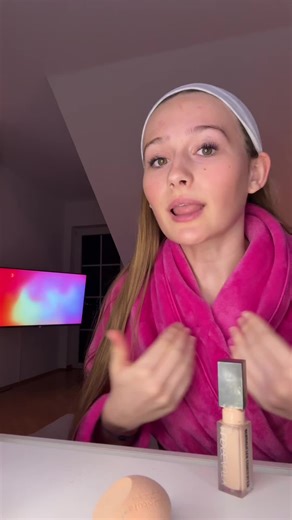 I can’t stand people who find everything embarrassing how can judging other people fulfill you? I have to stop saying like so much #jesuslovesyou #grwm #embarrassing #judging #peopleicantstand