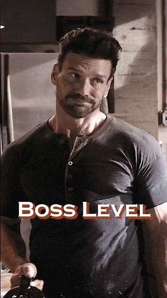 Boss Level🔃He died the same way every day.