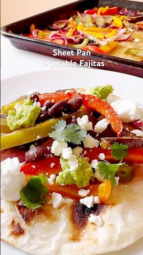 Sheet Pan Vegetable Fajitas #vegetarianrecipes #dinner #healthyrecipes #sheetpandinner