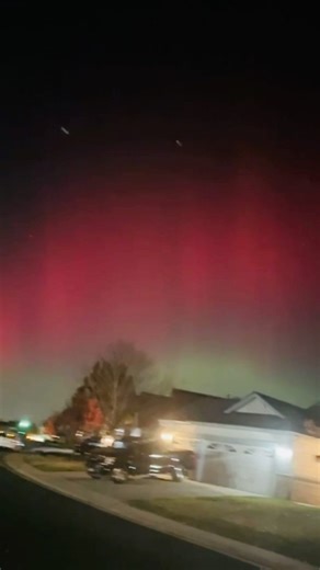 Aurora Borealis, Northern Lights Adorn COLORADO Skyline