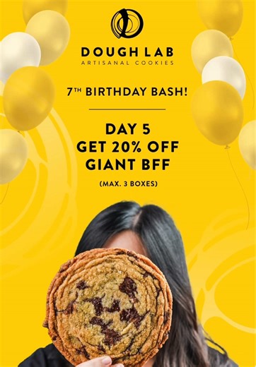🎉 Day 5 is getting BIGGER because our GIANT BFF is BACK! 🎉 Enjoy 20% OFF our chocolate chip cookie that’s bigger than your face! 🍪✨ This XXXL treat is here for TODAY ONLY—don’t miss it! Grab yours at all Dough Lab stores or order via Gojek, Grab, Tokopedia, or WhatsApp at 08118127708. #DoughLab #GiantCookies #DoughLabCelebration #GIANTBFF #BigCookieEnergy