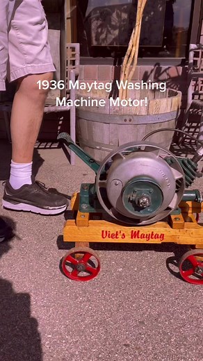 1937 Maytag gasoline powered washing machine motor!#maytagwasher #maytag #oldiesandgoodies #estatesalegoofin #petesantiques