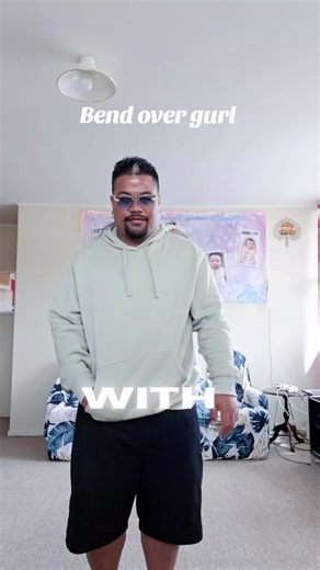 Kiribati TikTok Moves: Bend Over Gurl