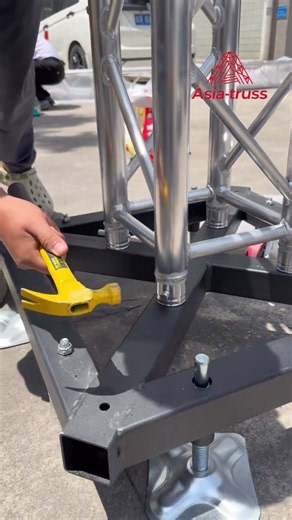 Iron square tube base#Asiatruss #stagetruss #trussbase #Trussfittings #Trusssystem #spigottruss