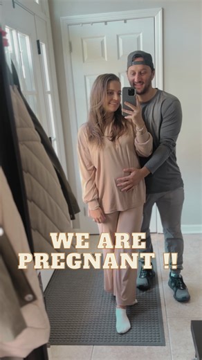 Nappifam Party of 5 🤰2026 We are overjoyed to announce that our little miracle is on the way! After everything, we see this as nothing less than God’s perfect gift and timing. 🙏 Alessia and Louie Jr. can’t wait to become the sweetest big sister and big brother — our hearts are so full already! 🥰 . . . . . . #family #pregnancy #schwanger #german #deutsch #pregnancyannouncement #germanwife #americanhusband | Nappifam