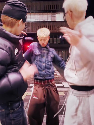 Dance Tutorial: Party at the Beach with Crystals