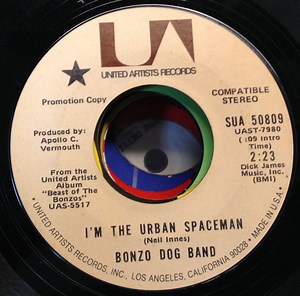 Bonzo Dog Band - I'm The Urban Spaceman