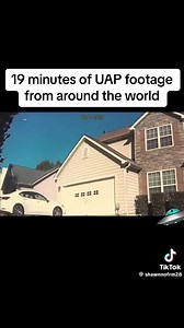 19 Minutes Of UFO 🛸 & UAP Footage From Around The World