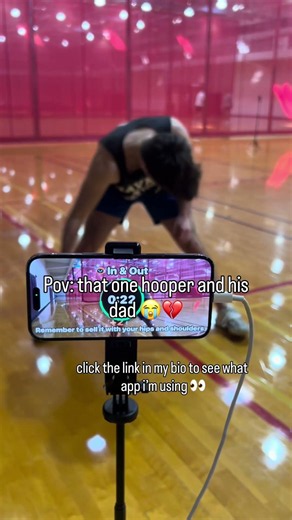 feel bad for the kid 😭. Click the link in my bio to see what basketball training app i’m using 🏀🔗