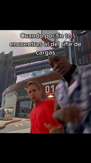 Ese de riffle de cargas soy yo 🌚 #apexlegends #apex #apexfunny #apexlegendsmemes #apexmemes #apexlegendsclips