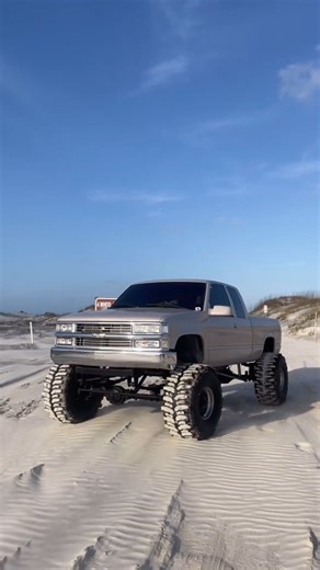Can't go wrong with a lifted OBS on boggers! @james__crev killing it with this rig!🔥 . Start your build today! Obssuperstore.com . #obs #obsaddiction #obsk1500 #obstahoe #obschevytrucks #obsluxury #k1500 #k1500chevy #c1500 #454ss #c2500 #c3500 #k2500 #k3500 #obschevy #liftedobs #obschevy | obssuperstore