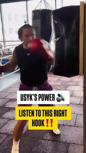 USYK is working HARD 🥶 #shorts