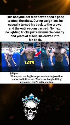 This bodybuilder's back is on another level. During weigh-ins, he walked on stage to