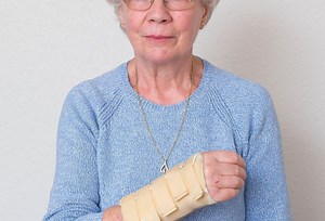 Glasgow hospital tells OAP, 83, with a broken arm she's too OLD for treatment