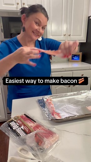 30K views · 92 reactions | Stop cooking bacon the hard way! 肋 This is the easiest method to make perfectly crispy bacon in the oven less mess, less cleanup, and more flavor. Perfect for breakfast, brunch, or meal prep! #BaconRecipe #EasyCooking #BreakfastHacks #HomeCooking #FoodLovers #KitchenTips #CookingMadeEasy #CrispyBacon | Ree Ree’s Creative Chaos | Facebook