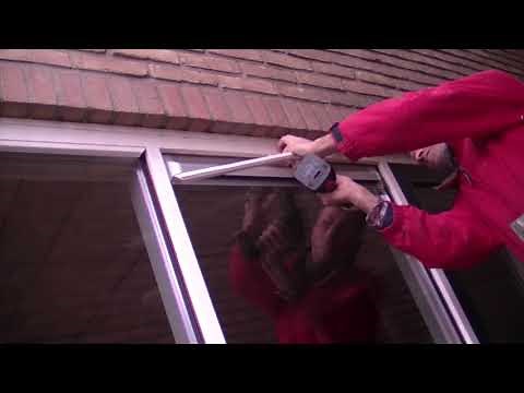 Installing a ventilation grille with double glazing, DucoTon 10 ZR