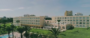 Passez vos vacances à deux au prix d’un à l'hôtel TUI BLUE SCHEHERAZADE. Il reste encore 2 jours pour profiter de cette offre exceptionnelle ! bit.ly/33IaYj9 | MAGIC Hotels & Resorts