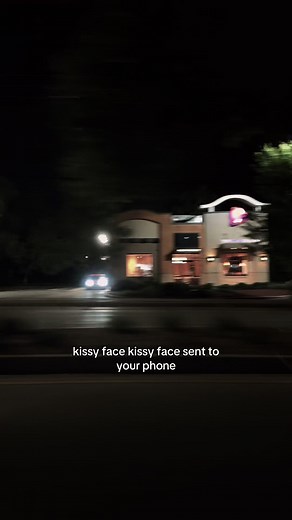 Romantic Songs to Kiss To: Top Picks for the Perfect Moment