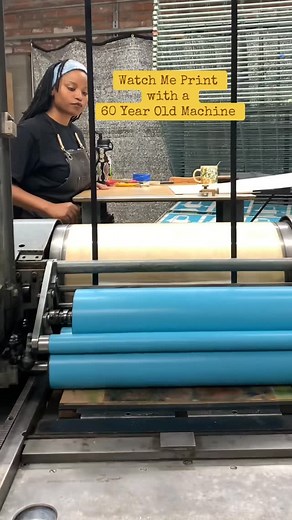 5.4K views · 33 comments | “Betta Play Ya Cards Right” is a new hand-carved Linocut Print ❤️. You can have one of your own too! Link in bio . . #art #linocut #queenofhearts❤️ #printmaking #reliefprint #traditionalart #traditionalprintmaking #blackartist #blackgirlart | Laish.art | Facebook