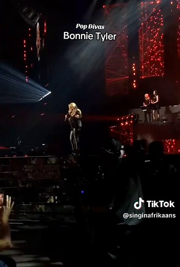 Bonnie Tyler's Epic Performance of Total Eclipse Live