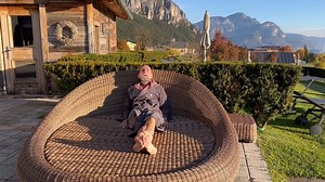 18K views · 186 reactions | Meine Lieben, die Südtirolwoche war ja sowas von geil!  Zum Abschluss lasse ich mir es in dem schönsten Hotel, das ich gefunden habe, gutgehen! 淪‍♂️ Und zwar im Solea Spa Hotel. 壟 Das ist #AbsolutDelicious! #CrazyCheeseManufacture Hotel: Solea Boutique & Spa Hotel | Crazy Cheese | Facebook