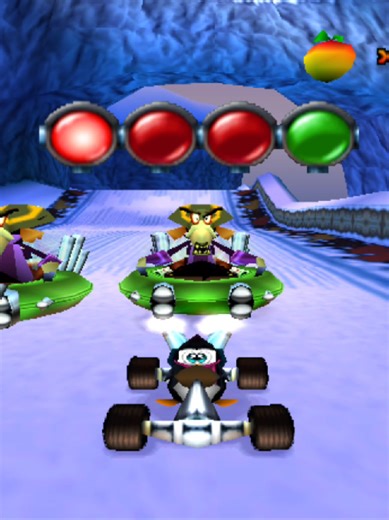 Penta Penguin vs 7 Oxide Showdown in Crash Bandicoot