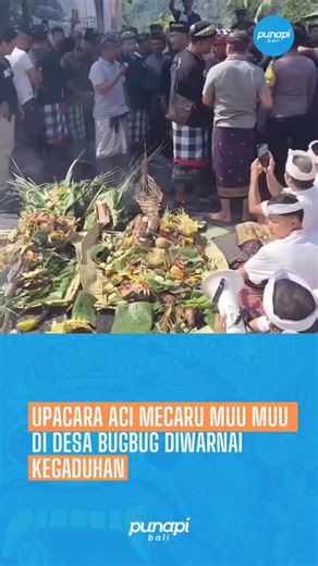 Upacara Aci Mecaru Muu Muu di Desa Bugbug, Karangasem, sempat diwarnai kegaduhan pada Jumat (16/1) pagi. Aparat kepolisian bersama pecalang Desa Adat Bugbug dengan sigap melakukan pengamanan sehingga situasi kembali kondusif. Prosesi upacara pun dapat dilanjutkan hingga selesai dan tetap berjalan sesuai tata adat. Upacara Aci Mecaru Muu Muu sendiri merupakan ritual Nyomia Buta Kala sebagai upaya menjaga keseimbangan alam, keharmonisan Bhuana Agung dan Bhuana Alit, serta ketentraman kehidupan mas