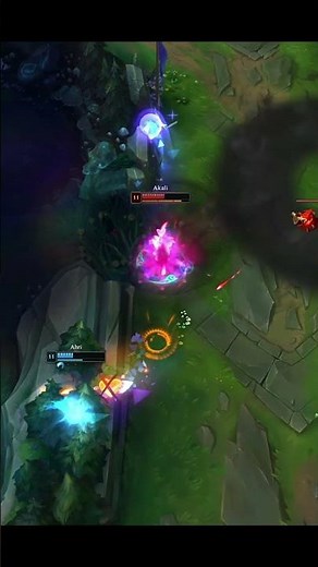 Akali vs Ahri: K/DA BATTLE! 💎🦊 Who is the real Queen? #leagueoflegends #shorts #akali